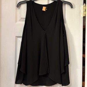 Theory sleeveless silk v-neck black blouse size M